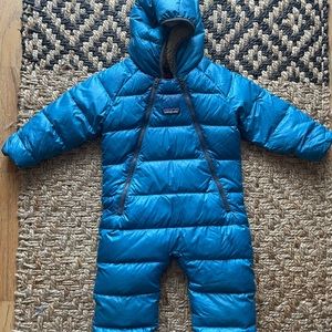 Patagonia baby bunting / snow suit down snowsuit